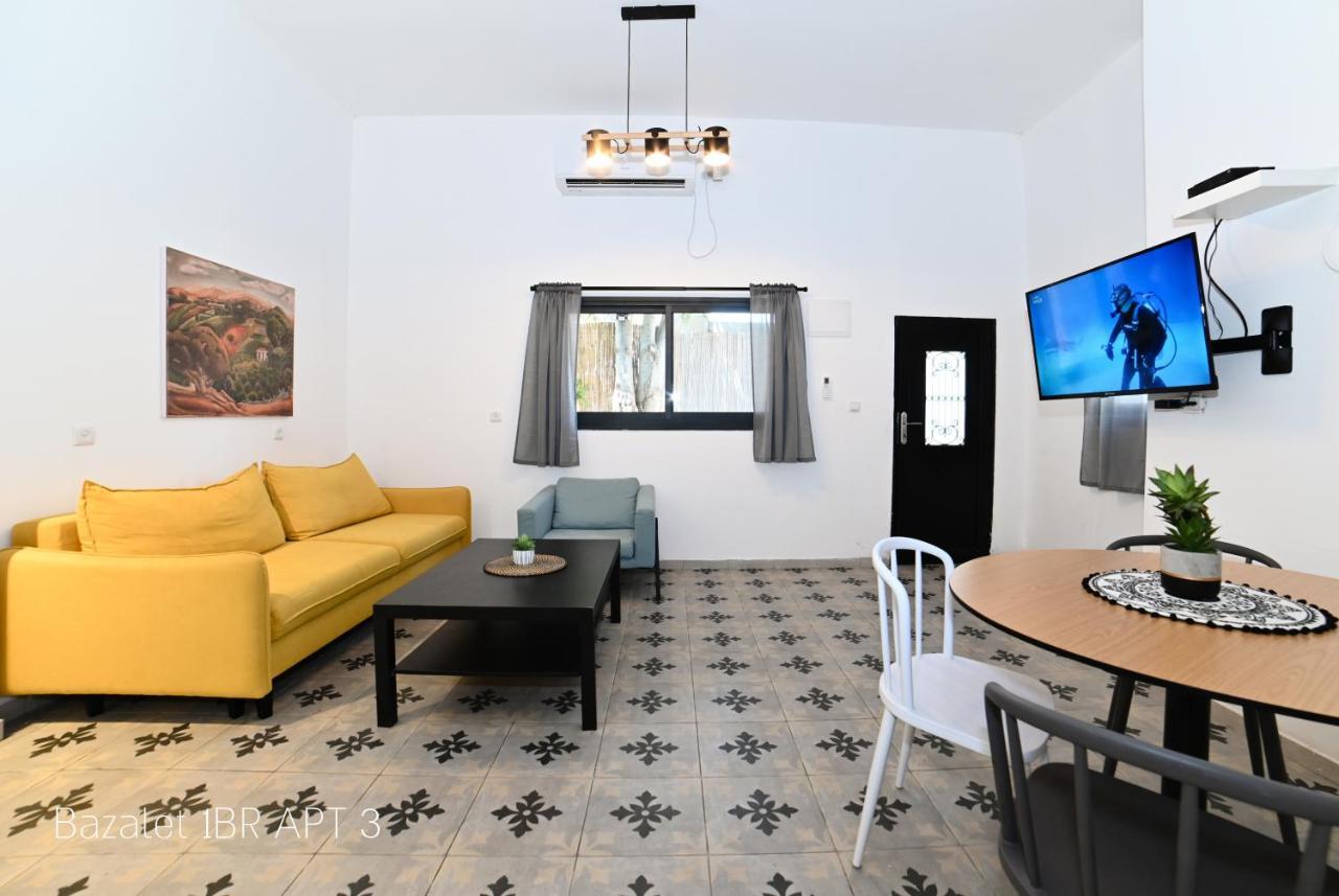 YalaRent Bazelet Apartments - for families&couples Tibériade Extérieur photo